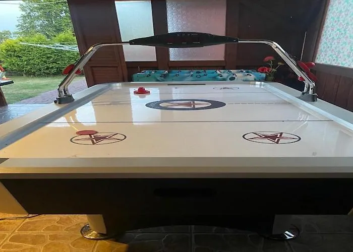 Terraced House With Pool And Sauna, * Zitzmin