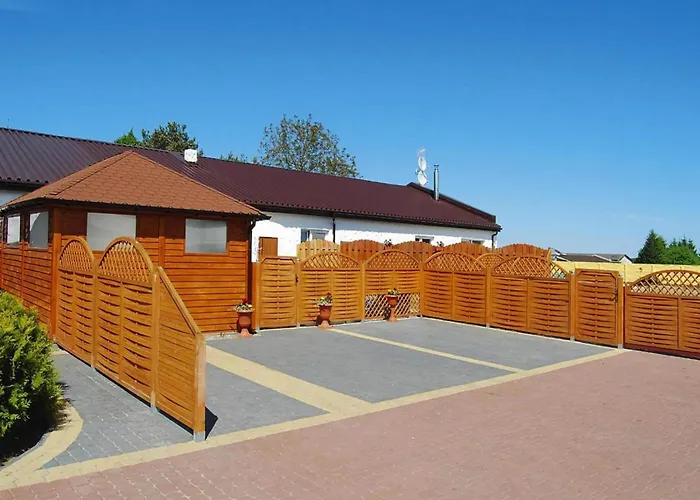 Terraced House With Pool And Sauna, Сasa de vacaciones