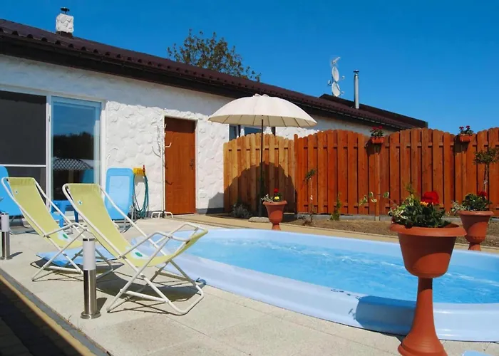 Terraced House With Pool And Sauna, Сasa de vacaciones