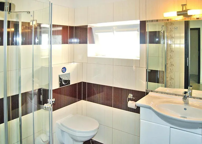 Сasa de vacaciones Terraced House With Pool And Sauna, *